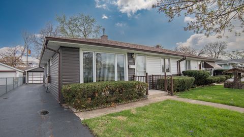 Photo of 8953 S Corcoran Road, Hometown, IL 60456 (MLS # 12619072)