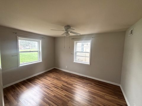 Tiny photo for 440 W Meadow Avenue, Lombard, IL 60148 (MLS # 12610015)