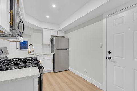 Tiny photo for 10347 Dearlove Road #302, Glenview, IL 60025 (MLS # 12604791)