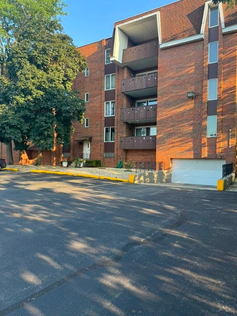 Tiny photo for 120 S Spruce Avenue #407, Wood Dale, IL 60191 (MLS # 12723167)