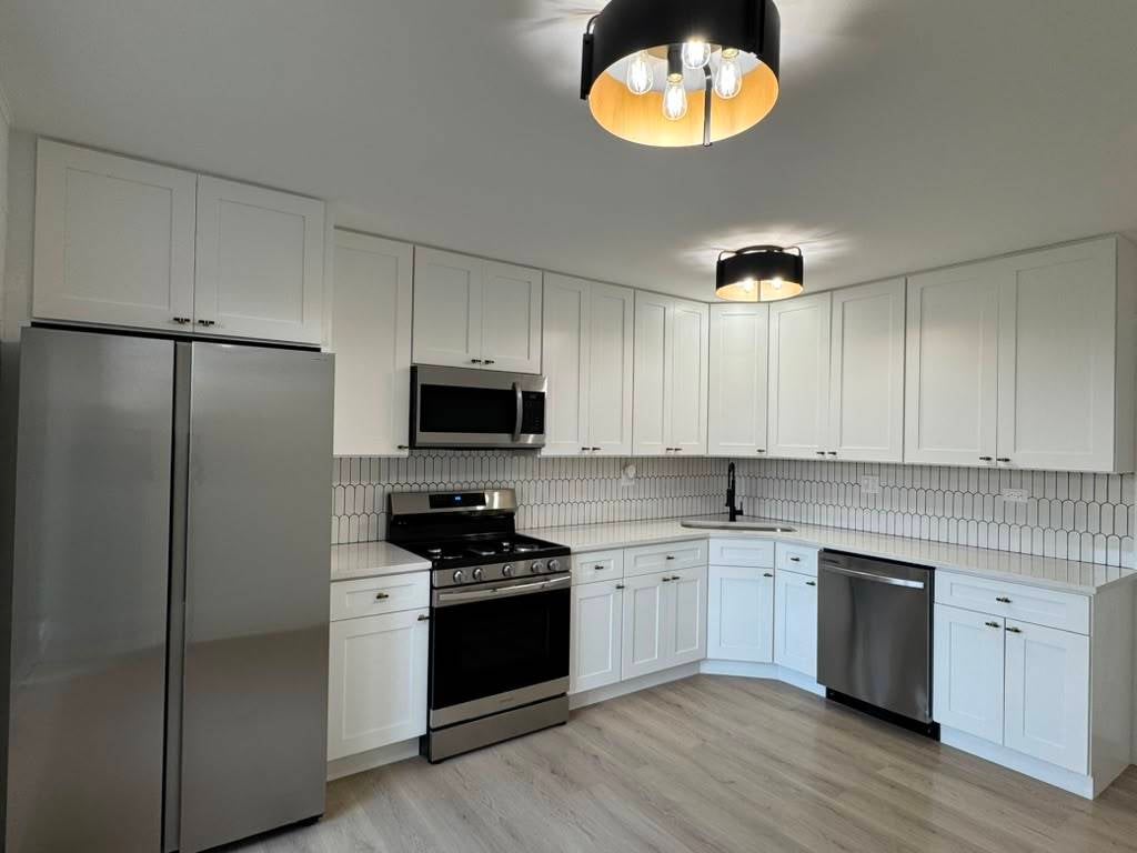120 S Spruce Avenue 407