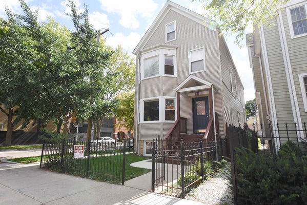 2101 W MONTROSE AVE # 2, CHICAGO, IL 60618 - Image b8f68ec4c2209edd63103435fa4ee708/1535761906