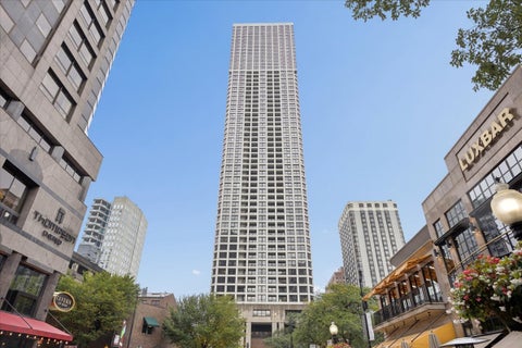 Photo of Chicago, IL 60610 (MLS # 12769711)