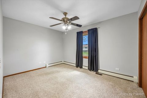 Tiny photo for 262 Woodville Lane, Schaumburg, IL 60193 (MLS # 12635412)