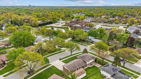 Tiny photo for 262 Woodville Lane, Schaumburg, IL 60193 (MLS # 12635412)