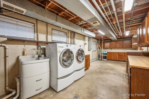 Tiny photo for 262 Woodville Lane, Schaumburg, IL 60193 (MLS # 12635412)