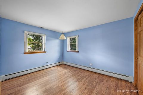 Tiny photo for 262 Woodville Lane, Schaumburg, IL 60193 (MLS # 12635412)