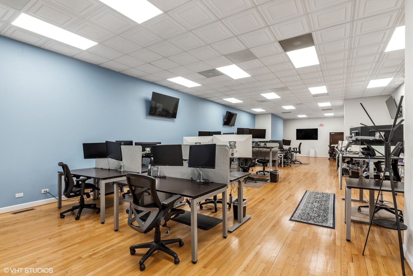 705 N Milwaukee Avenue