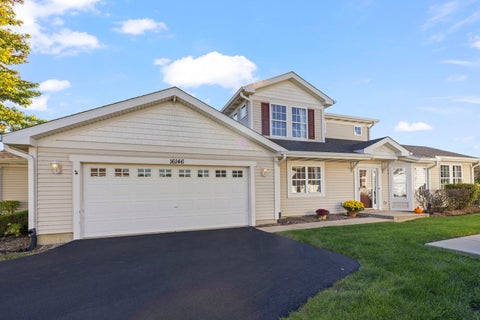 Tiny photo for 16146 Huron Street, Crest Hill, IL 60403 (MLS # 12771360)
