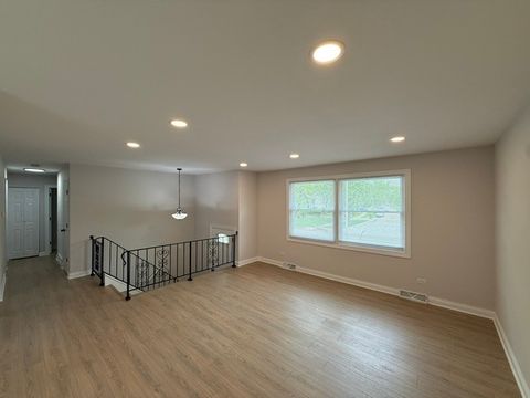 Tiny photo for 17002 Central Park Avenue, Hazel Crest, IL 60429 (MLS # 12653581)
