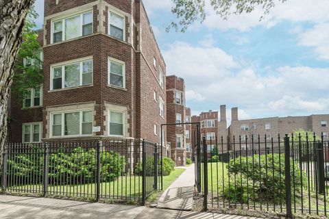 7613 S KINGSTON Avenue Chicago IL 60649