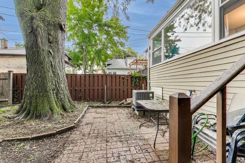 Tiny photo for 1007 Ferdinand Avenue, Forest Park, IL 60130 (MLS # 12397802)