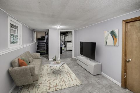 Tiny photo for 1007 Ferdinand Avenue, Forest Park, IL 60130 (MLS # 12397802)