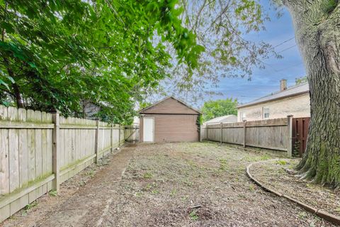 Tiny photo for 1007 Ferdinand Avenue, Forest Park, IL 60130 (MLS # 12397802)