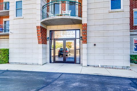 Tiny photo for 104 N Plum Grove Road #400, Palatine, IL 60067 (MLS # 12525986)