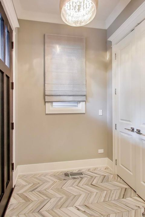 Tiny photo for 1820 W Farragut Avenue, Chicago, IL 60640 (MLS # 12565961)