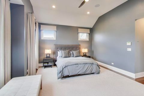 Tiny photo for 1820 W Farragut Avenue, Chicago, IL 60640 (MLS # 12565961)