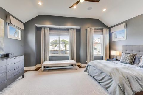 Tiny photo for 1820 W Farragut Avenue, Chicago, IL 60640 (MLS # 12565961)