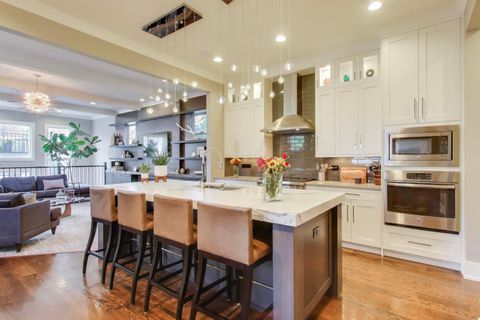 Tiny photo for 1820 W Farragut Avenue, Chicago, IL 60640 (MLS # 12565961)