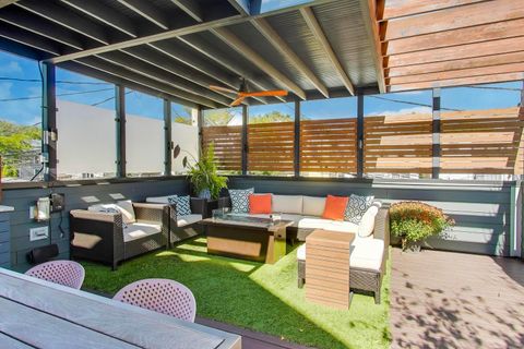 Tiny photo for 1820 W Farragut Avenue, Chicago, IL 60640 (MLS # 12565961)