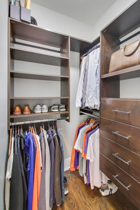 Tiny photo for 1820 W Farragut Avenue, Chicago, IL 60640 (MLS # 12565961)