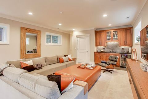 Tiny photo for 1820 W Farragut Avenue, Chicago, IL 60640 (MLS # 12565961)