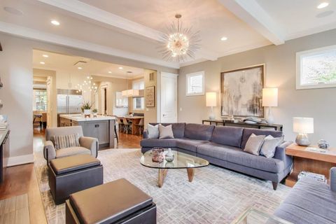 Tiny photo for 1820 W Farragut Avenue, Chicago, IL 60640 (MLS # 12565961)