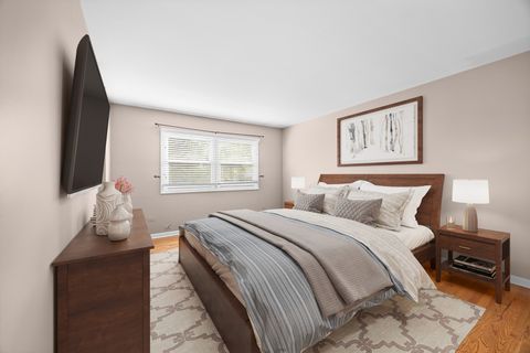 Tiny photo for 721 Concord Lane, Barrington, IL 60010 (MLS # 12441922)