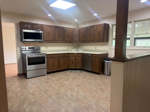 Tiny photo for 261 High Forest Drive, Carbondale, IL 62903 (MLS # 12603217)