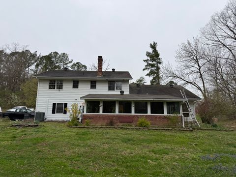 Tiny photo for 261 High Forest Drive, Carbondale, IL 62903 (MLS # 12603217)