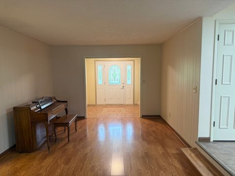 Tiny photo for 261 High Forest Drive, Carbondale, IL 62903 (MLS # 12603217)