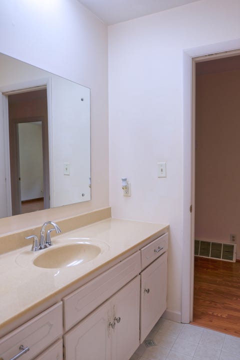 Tiny photo for 261 High Forest Drive, Carbondale, IL 62903 (MLS # 12603217)