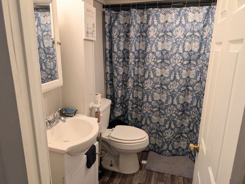 Tiny photo for 606 S WASHINGTON Street, Carbondale, IL 62901 (MLS # 12567604)