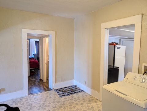 Tiny photo for 606 S WASHINGTON Street, Carbondale, IL 62901 (MLS # 12567604)