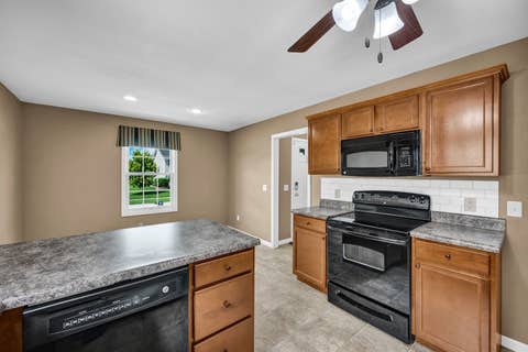 Tiny photo for 2436 Grey Fox Trail, Bloomington, IL 61705 (MLS # 12688016)