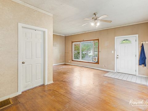 Tiny photo for 183 N Cleveland Avenue, Bradley, IL 60915 (MLS # 12461789)