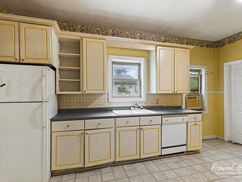 Tiny photo for 183 N Cleveland Avenue, Bradley, IL 60915 (MLS # 12461789)