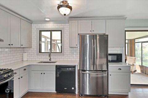 Tiny photo for 2413 Kerry Winde Drive, New Lenox, IL 60451 (MLS # 12623346)