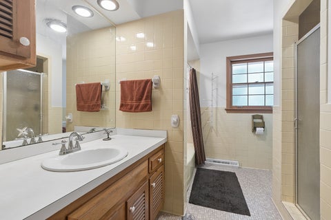 Tiny photo for 17914 S Hood Avenue, Homewood, IL 60430 (MLS # 12776559)