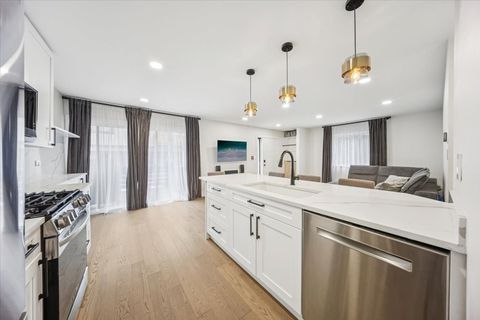 Tiny photo for 8334 Portsmouth Drive #C, Darien, IL 60561 (MLS # 12591934)