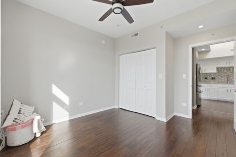 Tiny photo for 615 Perrie Drive #605, Elk Grove Village, IL 60007 (MLS # 12513991)