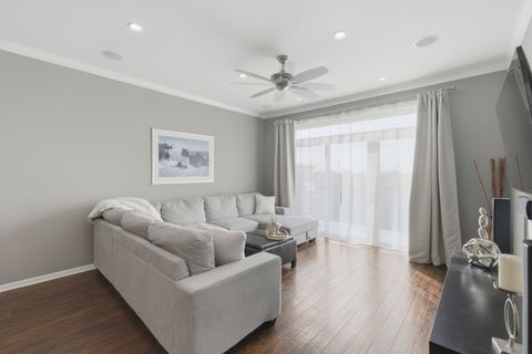 Tiny photo for 615 Perrie Drive #605, Elk Grove Village, IL 60007 (MLS # 12513991)