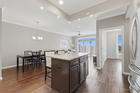 Tiny photo for 615 Perrie Drive #605, Elk Grove Village, IL 60007 (MLS # 12513991)