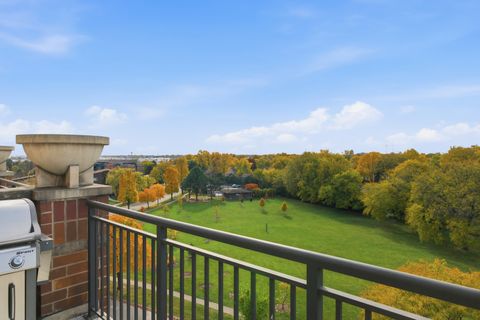 Tiny photo for 615 Perrie Drive #605, Elk Grove Village, IL 60007 (MLS # 12513991)