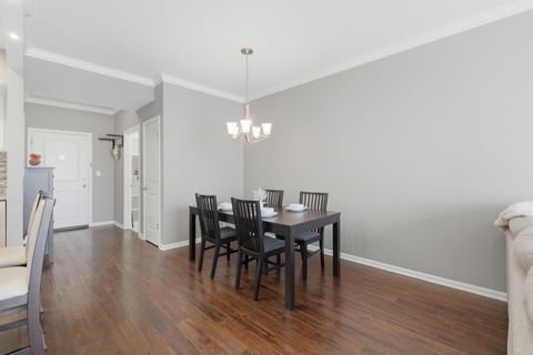 Tiny photo for 615 Perrie Drive #605, Elk Grove Village, IL 60007 (MLS # 12513991)