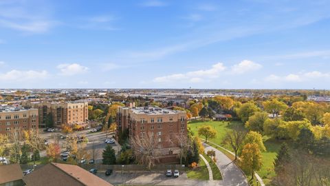 Tiny photo for 615 Perrie Drive #605, Elk Grove Village, IL 60007 (MLS # 12513991)