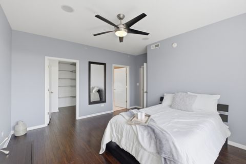 Tiny photo for 615 Perrie Drive #605, Elk Grove Village, IL 60007 (MLS # 12513991)