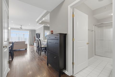 Tiny photo for 615 Perrie Drive #605, Elk Grove Village, IL 60007 (MLS # 12513991)