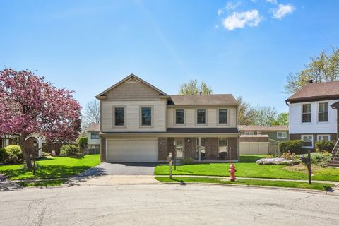 Photo of 588 Kingston Court, Roselle, IL 60172 (MLS # 12628953)