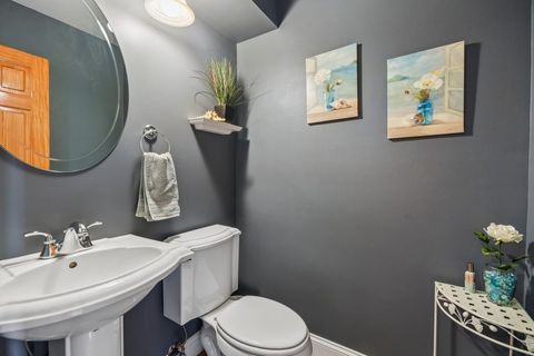Tiny photo for 588 Kingston Court, Roselle, IL 60172 (MLS # 12628953)